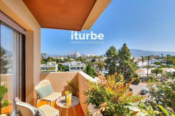 Ático en calle Azahar, 4