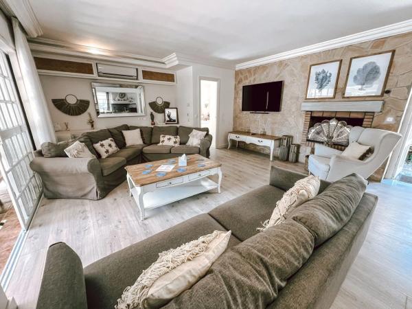 Casa independiente en calle el Califa