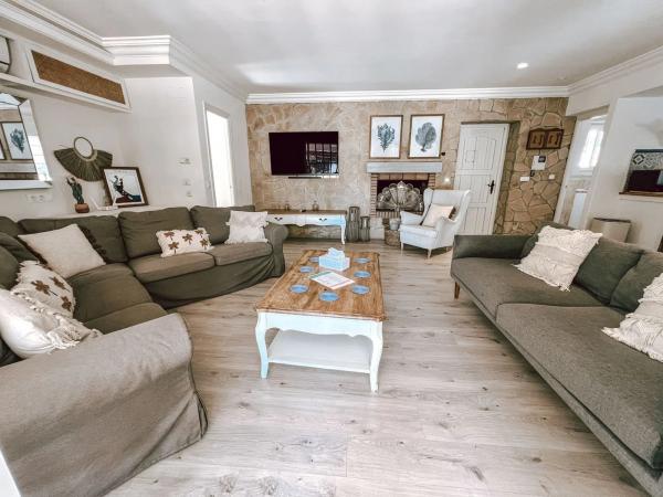 Casa independiente en calle el Califa