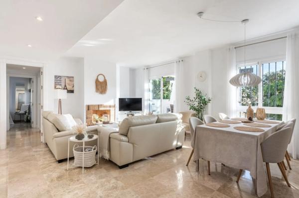 Dúplex en Barrio Nueva Andalucía