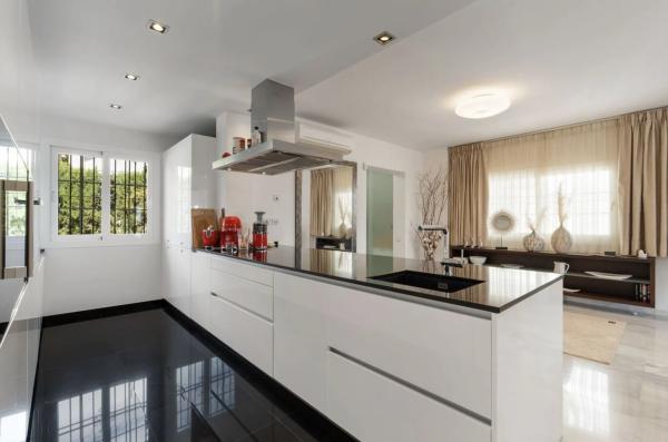 Piso en Barrio Nueva Andalucía