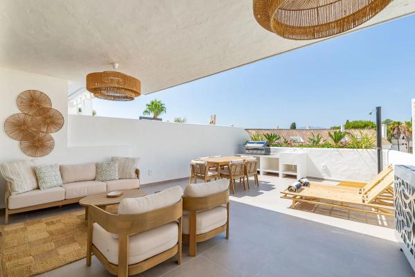 Piso en calle de las Adelfas, 3