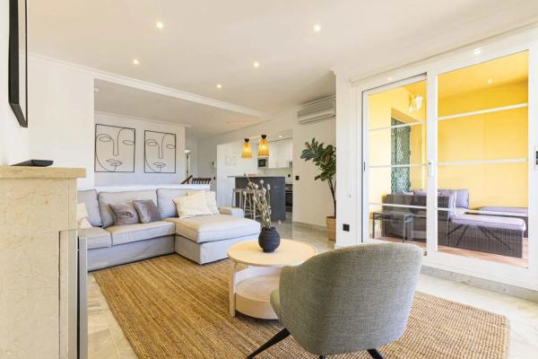 Dúplex en calle de las Adelfas