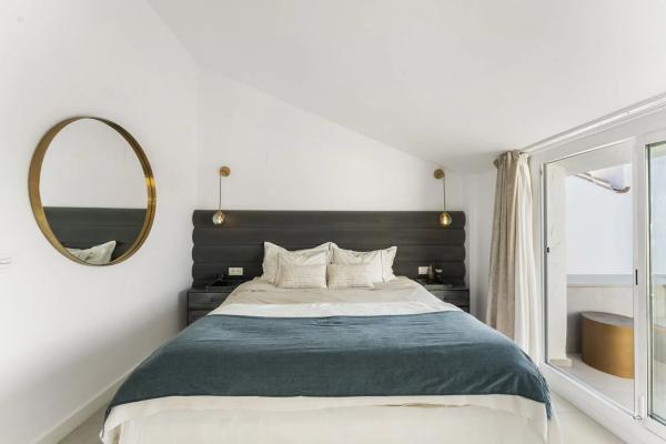 Dúplex en calle Yedras, 16