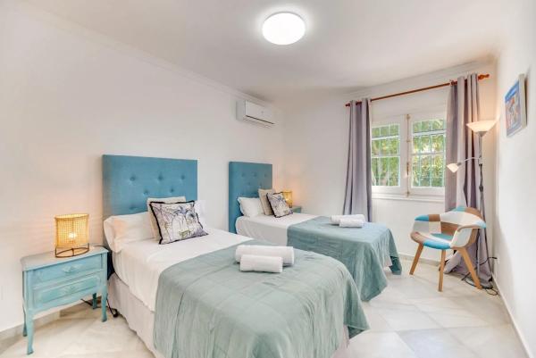 Casa independiente en calle las Amapolas, 204