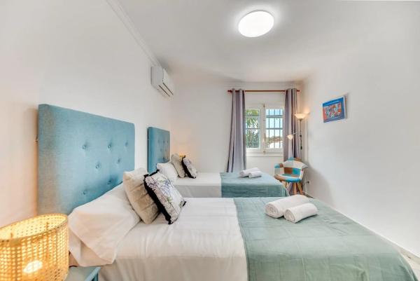 Casa independiente en calle las Amapolas, 204