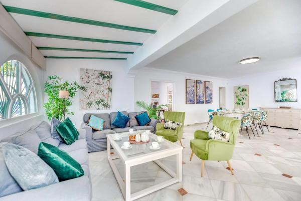 Casa independiente en calle las Amapolas, 204