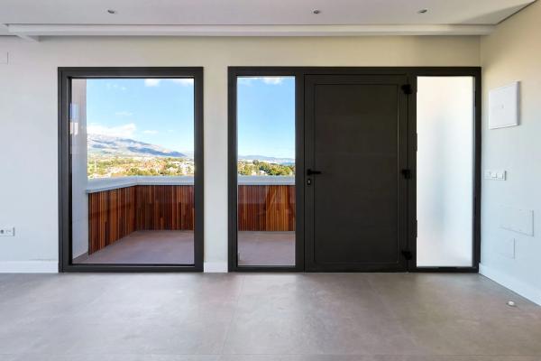 Ático en calle de las Adelfas