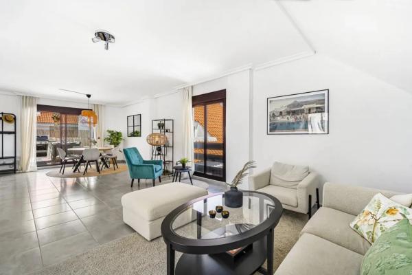 Dúplex en Barrio Nueva Andalucía