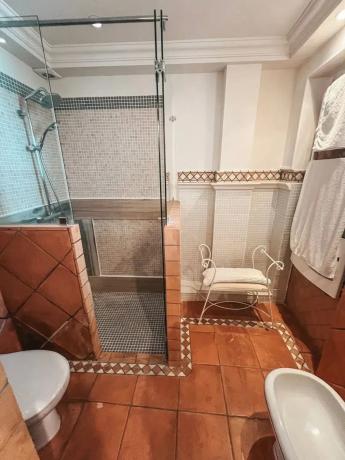 Casa independiente en calle los Jazmines, 455 -196