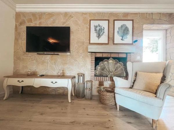 Casa independiente en calle los Jazmines, 455 -196