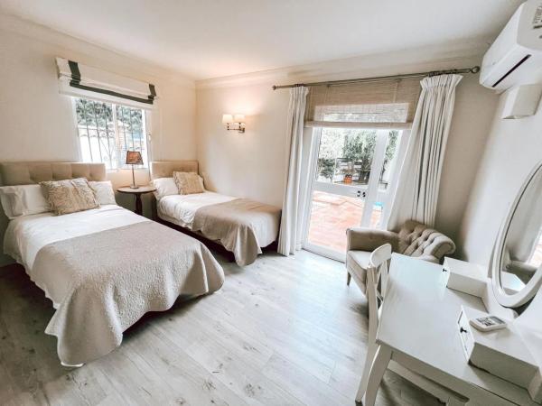 Casa independiente en calle los Jazmines, 455 -196