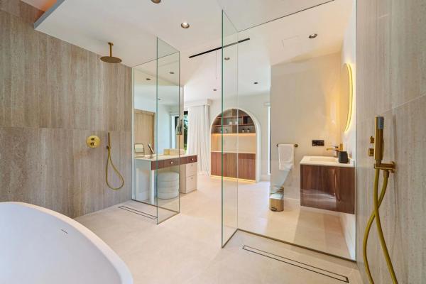 Casa independiente en calle las Hortensias