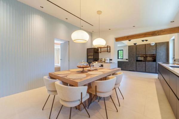 Casa independiente en calle las Hortensias