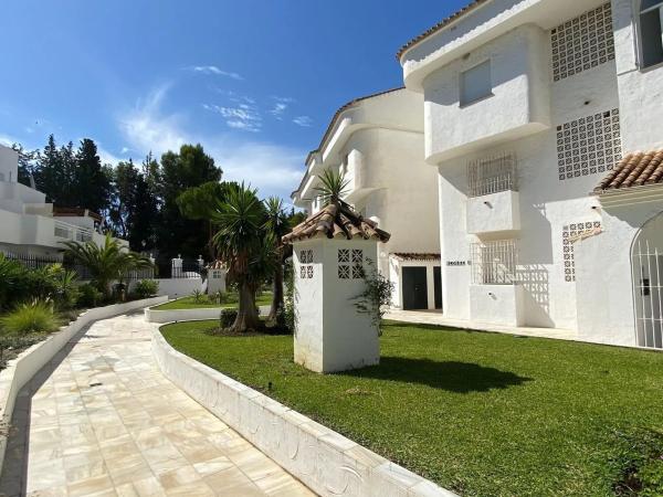 Piso en calle de las Adelfas