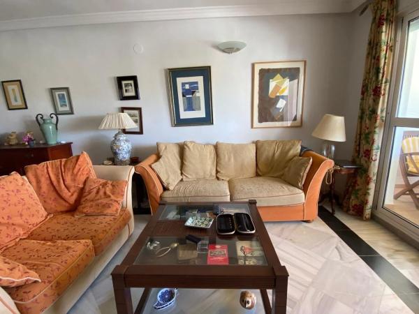 Piso en calle de las Adelfas