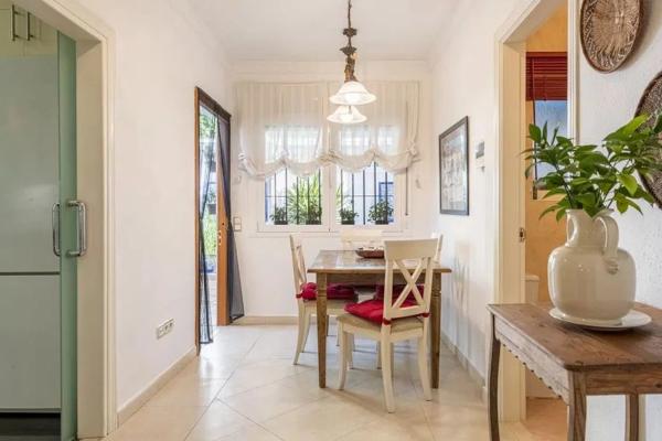 Chalet pareado en calle 02b Nva Andaluc