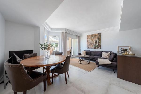 Dúplex en Barrio Nueva Andalucía