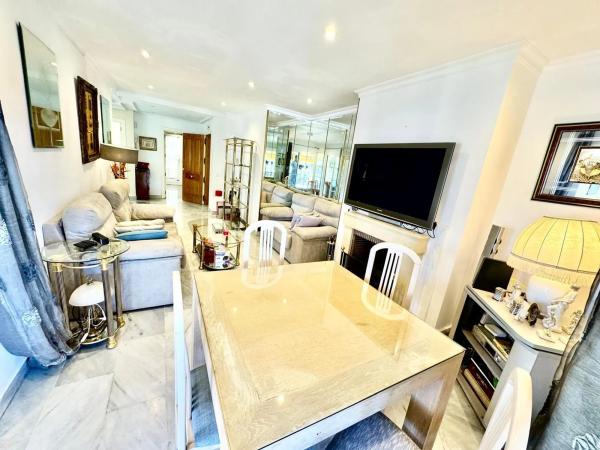 Dúplex en Barrio Nueva Andalucía