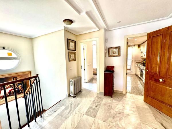 Dúplex en Barrio Nueva Andalucía