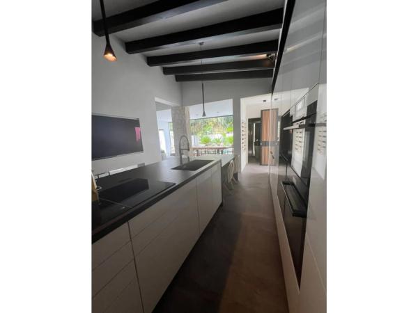 Casa independiente en calle los Jazmines