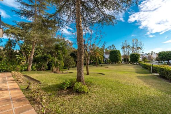 Piso en Barrio Nueva Andalucía