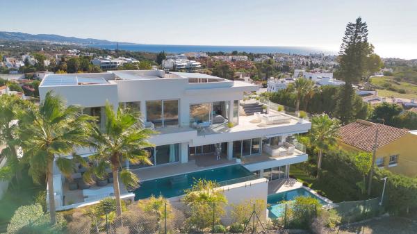 Casa independiente en calle el Califa, 68