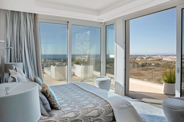 Casa independiente en calle el Califa, 68