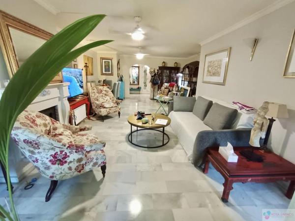 Piso en calle los Jazmines