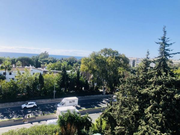 Piso en Barrio Nueva Andalucía