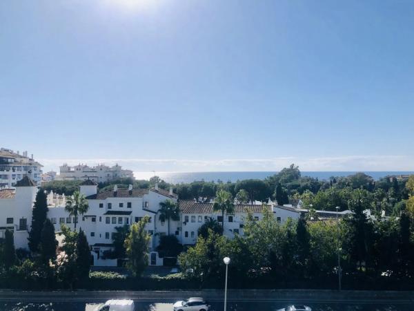 Piso en Barrio Nueva Andalucía