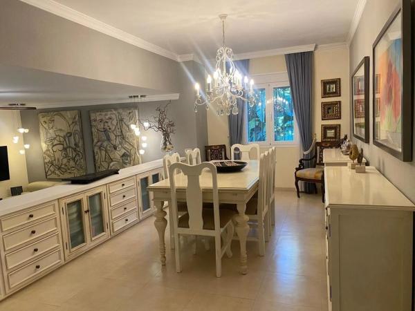 Chalet pareado en avenida de los Girasoles