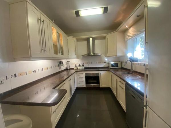 Chalet pareado en avenida de los Girasoles