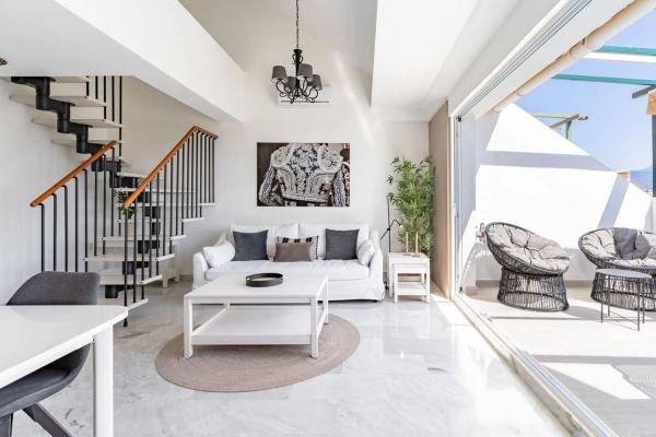 Dúplex en Barrio Nueva Andalucía