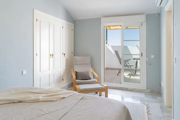 Dúplex en Barrio Nueva Andalucía