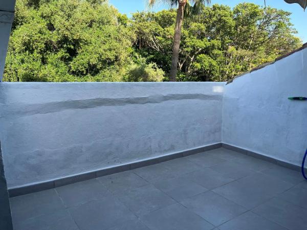 Chalet pareado en calle los Jazmines, 17