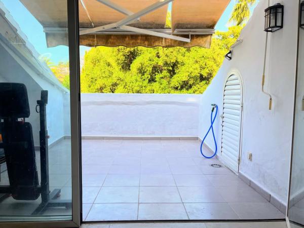 Chalet pareado en calle los Jazmines, 17