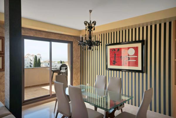 Ático en calle de las Adelfas