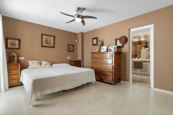 Piso en Barrio Nueva Andalucía