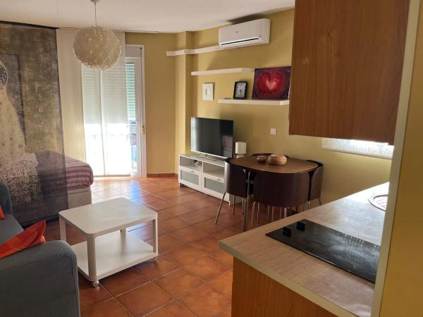 Estudio en calle Estepona, 1