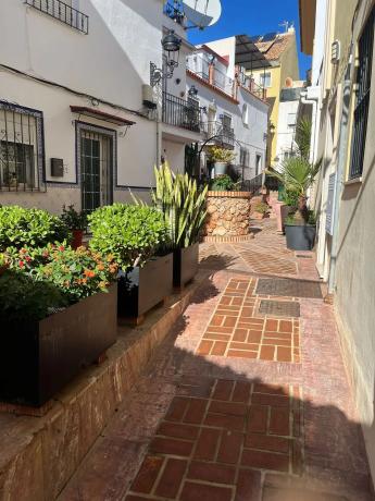 Estudio en calle Estepona, 1
