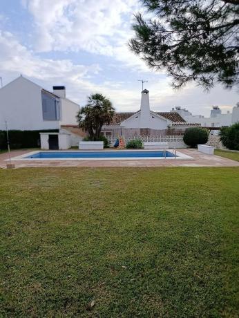 Chalet pareado en calle de la Pimienta, 18