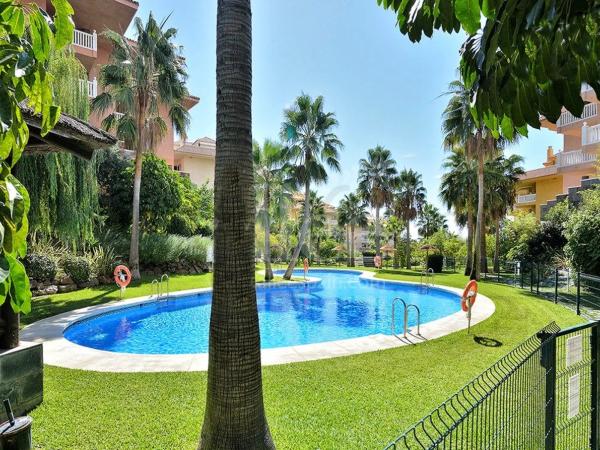 Piso en calle Granado del Higueron, 6