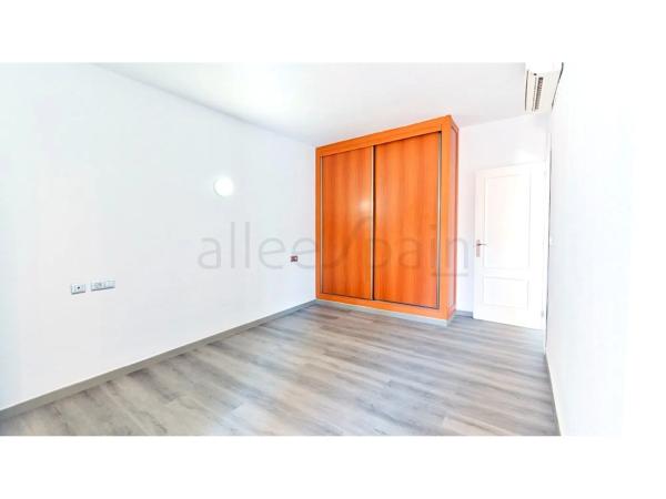 Piso en calle Granado del Higueron, 6