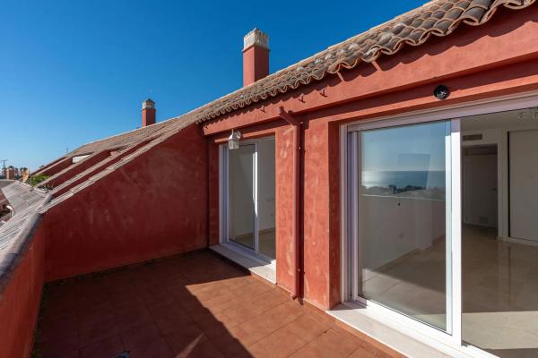 Dúplex en calle Reina Victoria Eugenia