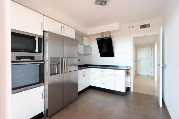 Dúplex en calle Reina Victoria Eugenia