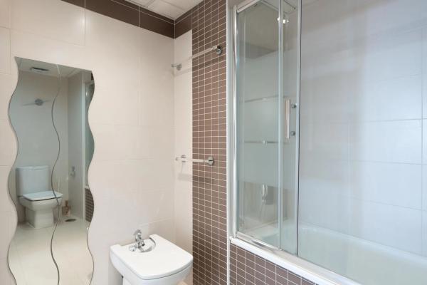 Dúplex en calle Reina Victoria Eugenia