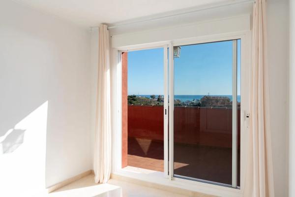 Dúplex en calle Reina Victoria Eugenia