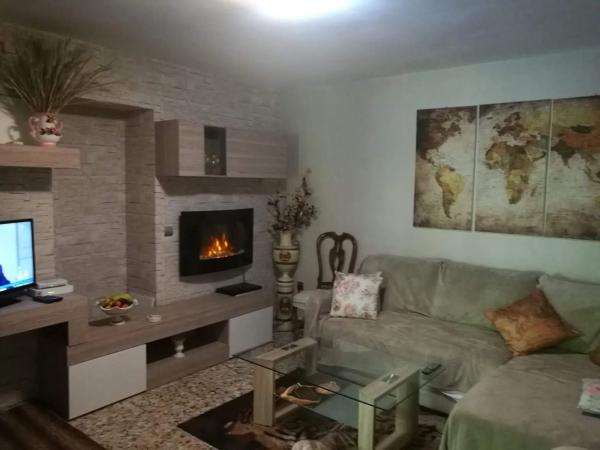 Casa independiente en calle el Tejar