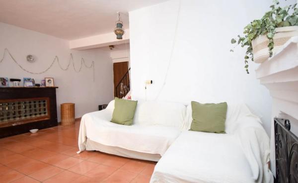 Chalet adosado en calle Geraneos s/n